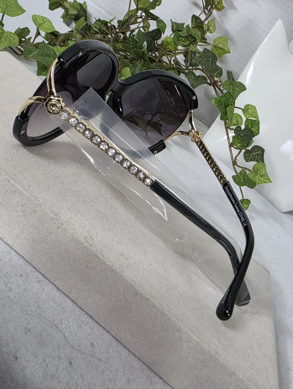 Glam Oversized Round Fashion Sunglasses Black Gold Rhinestone Accent New